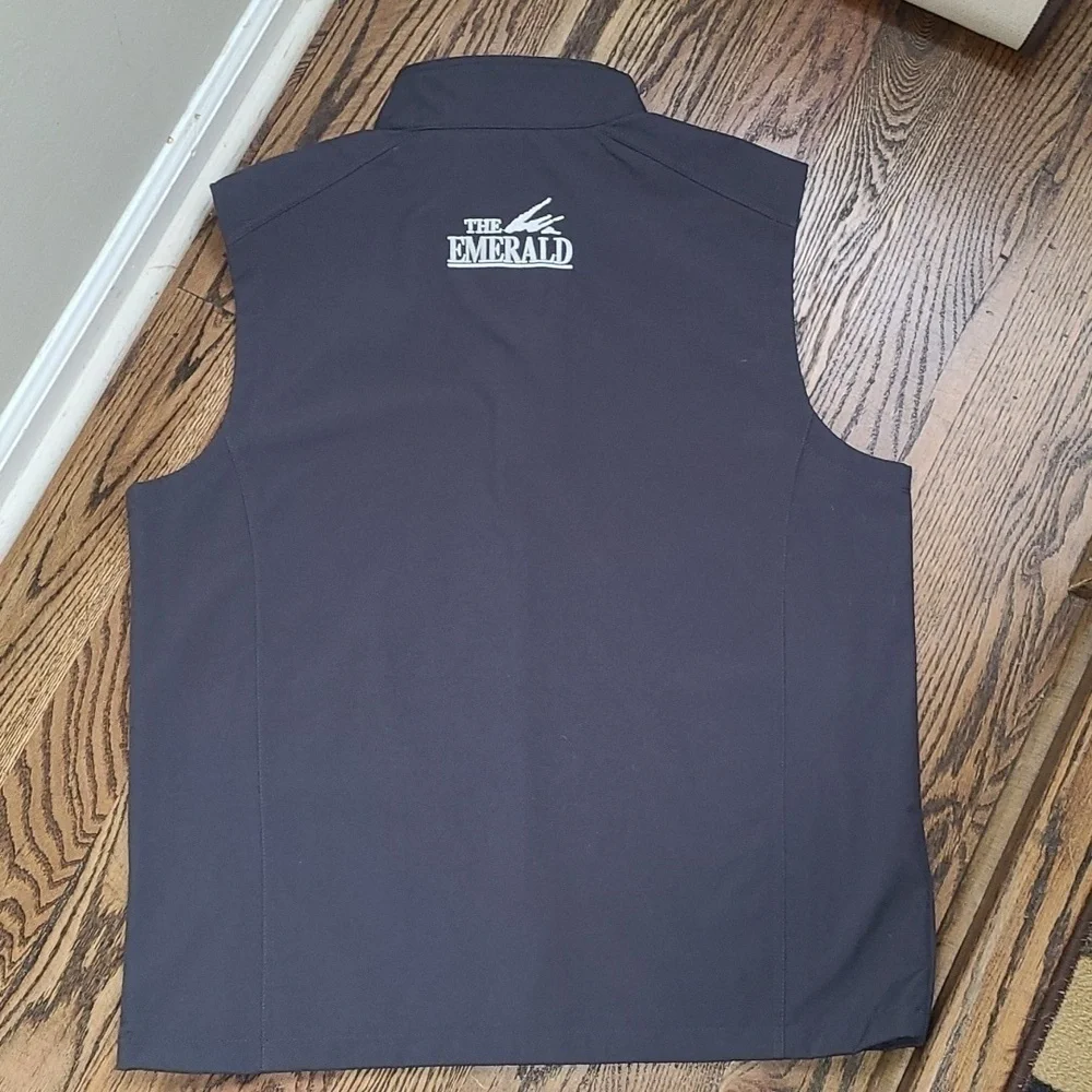 Men's grey fleece lined vest Size XL NWOT